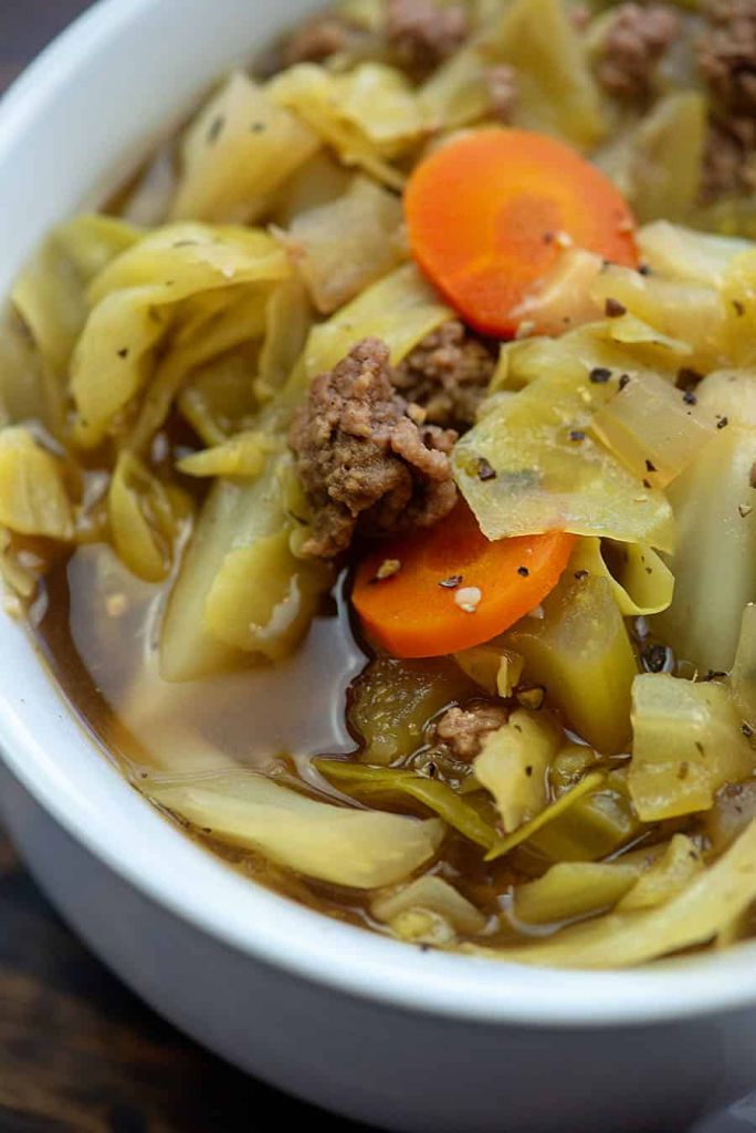 Beef and Cabbage Crockpot Soup