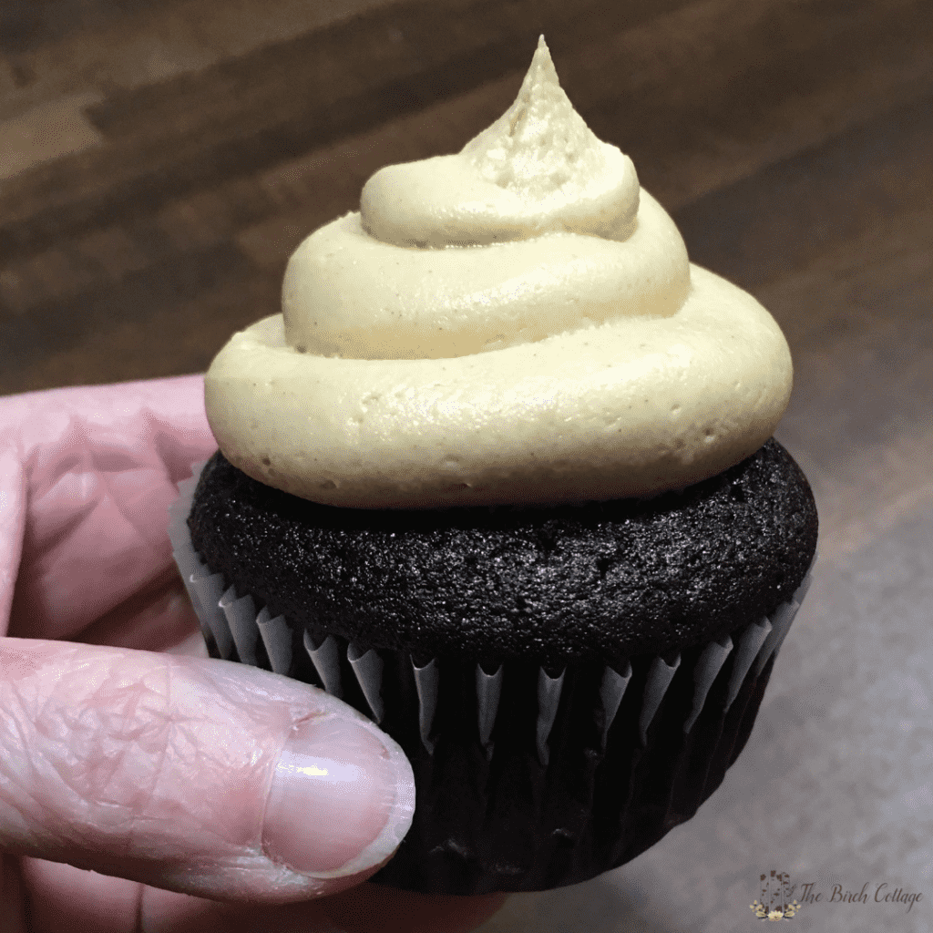 Dark Chocolate Cupcake with Peanut Butter Frosting
