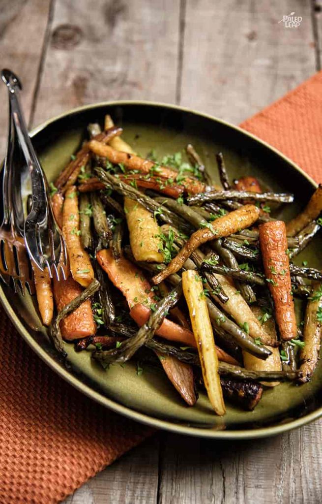 Balsamic Roasted Green Beans and Carrots
