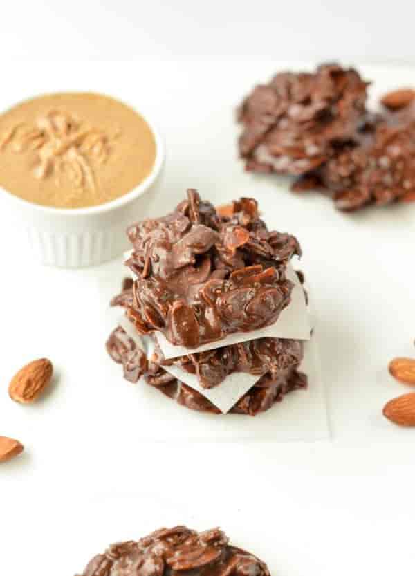No-Bake Chocolate Almond Butter Cookies