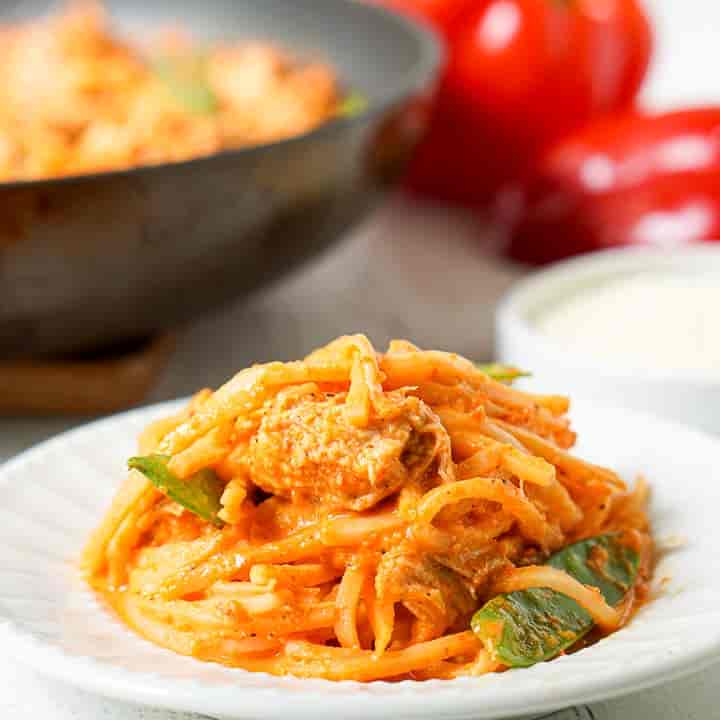 Red Pepper Pasta with Chicken